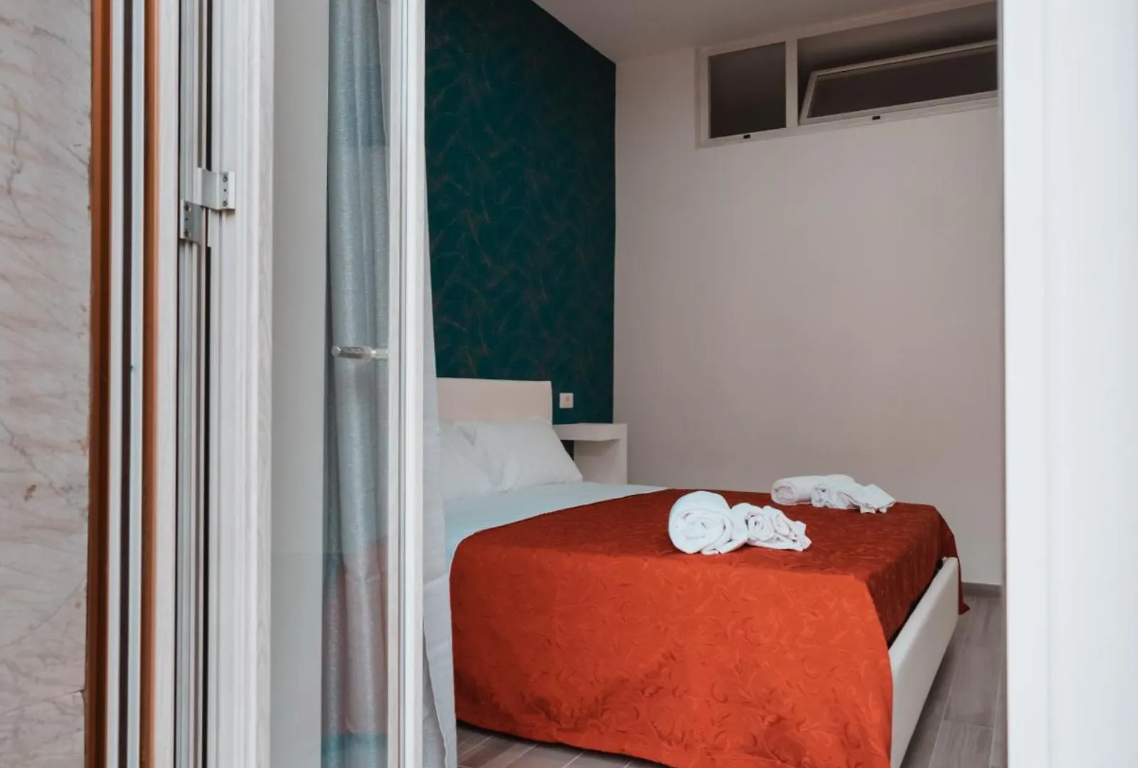 Luxury Boutique Vesuvio Apartment Naples 0*,