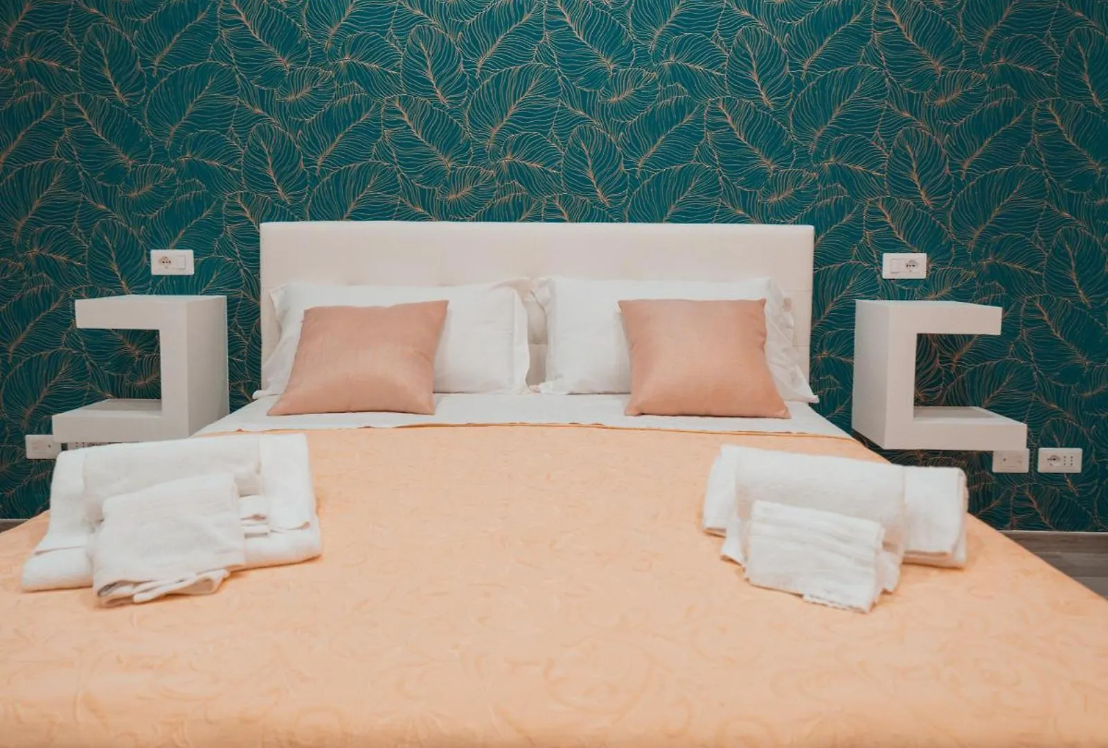 Luxury Boutique Vesuvio Apartment Naples Italy