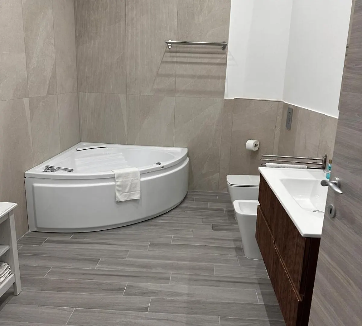 Luxury Boutique Vesuvio Apartment Naples