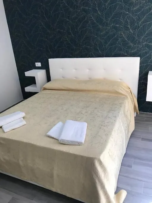 Luxury Boutique Vesuvio Apartment Naples